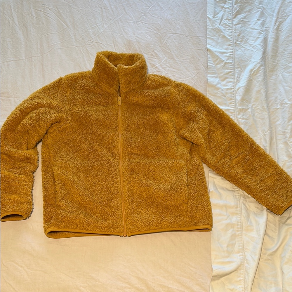 Women’s Uniqlo Tan Teddy Jacket